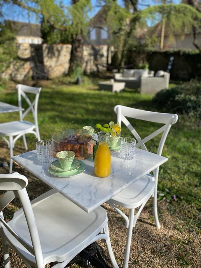 Maison De Mags & Mags Bed and Breakfast Lanouaille Exterior foto